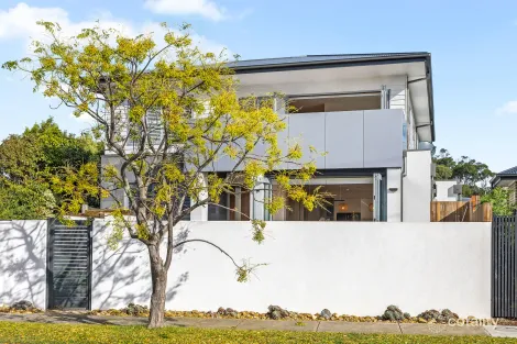 Property photo of 1/33 Strachans Road Mornington VIC 3931