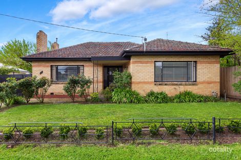 27 Sturt St, Kyneton, VIC 3444