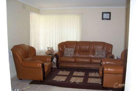 Property photo of 1/31 Racecourse Road Noble Park VIC 3174