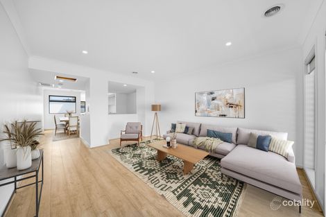 Property photo of 7 Lapis Walk Craigieburn VIC 3064