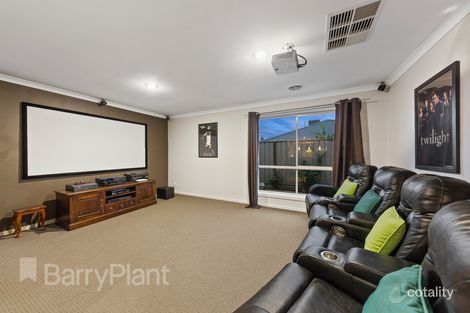 Property photo of 3 Cunningham Chase Burnside Heights VIC 3023