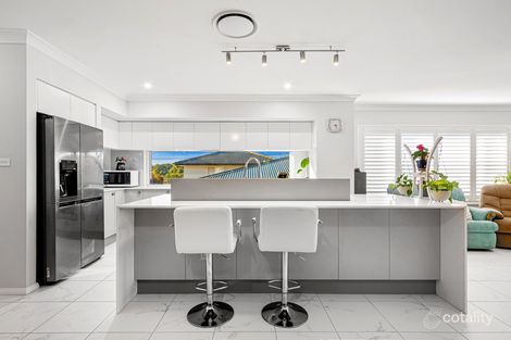 Property photo of 2/72 Newling Street Lisarow NSW 2250
