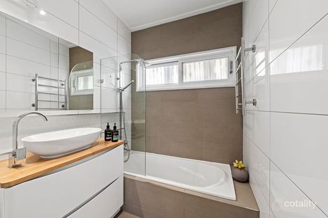 Property photo of 20 Hanley Street Avondale Heights VIC 3034