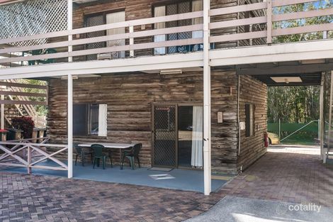 Property photo of 2/158 Greencamp Road Wakerley QLD 4154