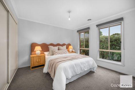 Property photo of 2/16 Santos Court Keilor Downs VIC 3038