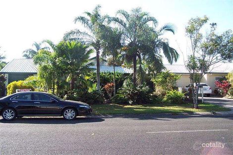 Property photo of 14 Bathurst Drive Bentley Park QLD 4869