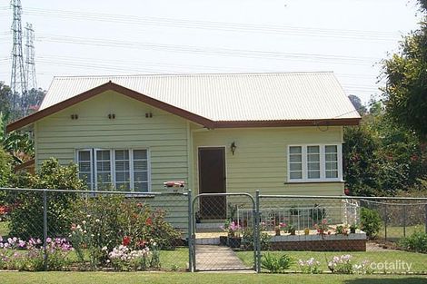 Property photo of 117 Englefield Road Oxley QLD 4075