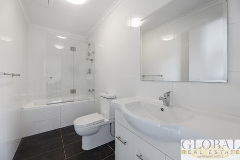Property photo of 23/2-4 Belinda Place Mays Hill NSW 2145