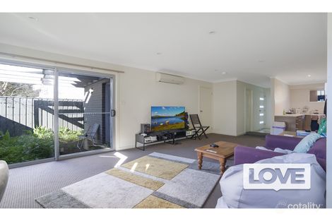 Property photo of 2/50 Moore Street Birmingham Gardens NSW 2287