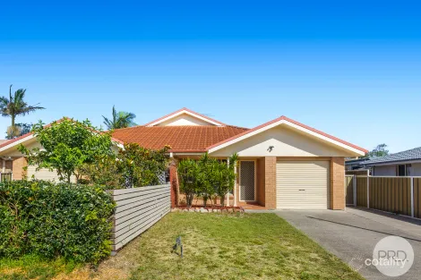Property photo of 28A Dunmore Avenue Anna Bay NSW 2316