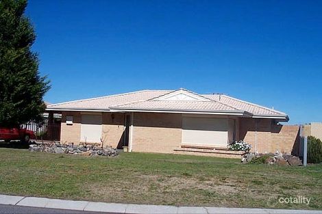 6 Saracen Way, Marangaroo, WA 6064