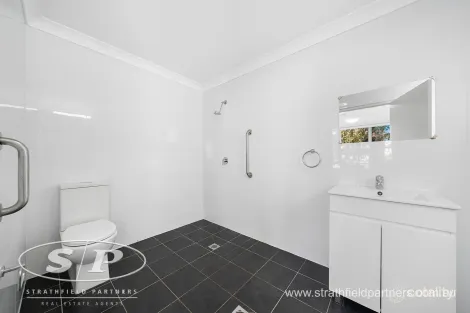 Property photo of 20A Centenary Road Merrylands NSW 2160