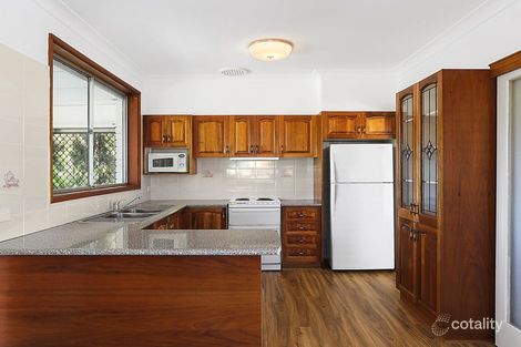 Property photo of 28 Outlook Drive Figtree NSW 2525