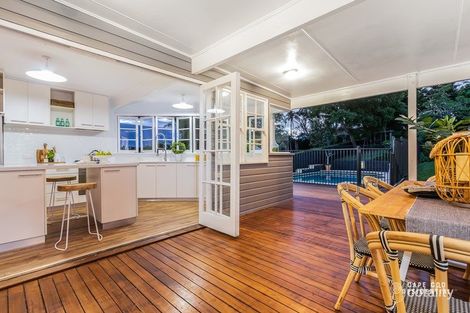 Property photo of 58 Hipwood Avenue Coorparoo QLD 4151
