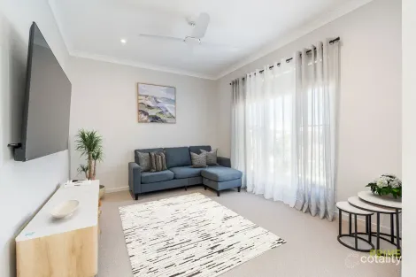 Property photo of 17 Jannik Terrace Pialba QLD 4655