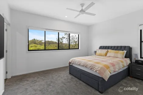 Property photo of 14/8 Ben Dalley Drive Helensvale QLD 4212