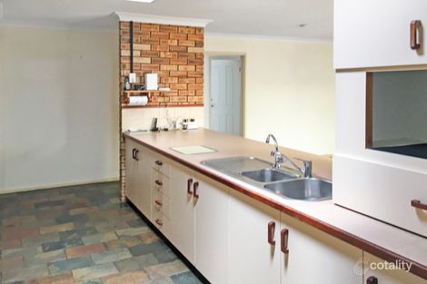 Property photo of 3 Cooma Court Yakamia WA 6330