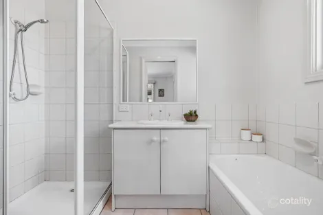 Property photo of 2/52 Patrick Avenue Croydon North VIC 3136