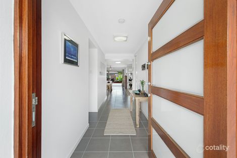 Property photo of 26 Iridium Drive Hope Island QLD 4212