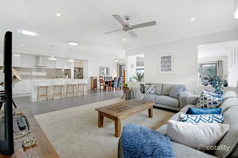 Property photo of 26 Iridium Drive Hope Island QLD 4212