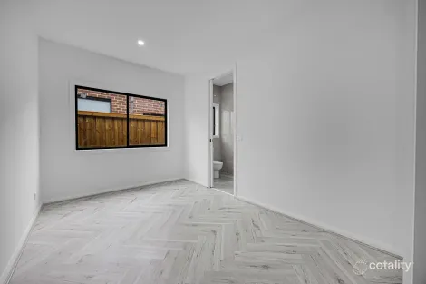 Property photo of 76 Aristides Crescent Thornhill Park VIC 3335