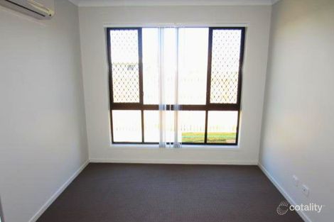 Property photo of 48 Epping Way Mount Low QLD 4818