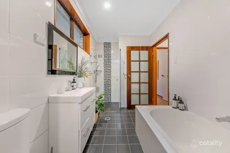 Property photo of 8 Morrison Place Pennant Hills NSW 2120