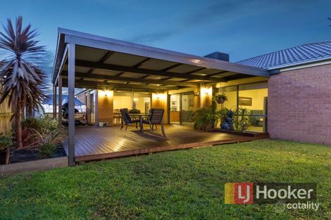 Property photo of 2 Dover Court Narre Warren South VIC 3805