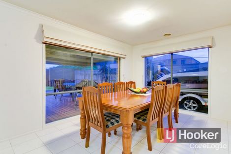 Property photo of 2 Dover Court Narre Warren South VIC 3805