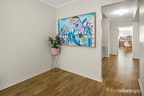 Property photo of 35 Fallingwater Drive Pakenham VIC 3810