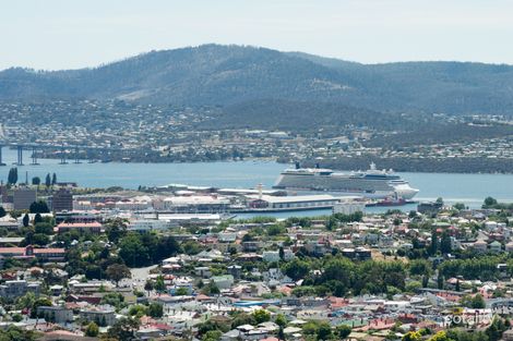 Property photo of 24 Caroline Street Dynnyrne TAS 7005