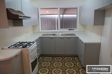 Property photo of 39 Throsby Way Ambarvale NSW 2560