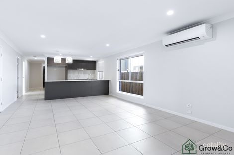 Property photo of 26 Paperbark Street Rothwell QLD 4022