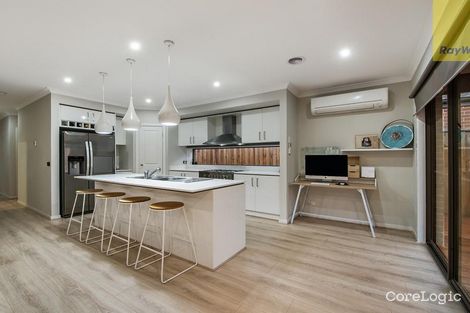 Property photo of 51 Wright Circuit Fraser Rise VIC 3336