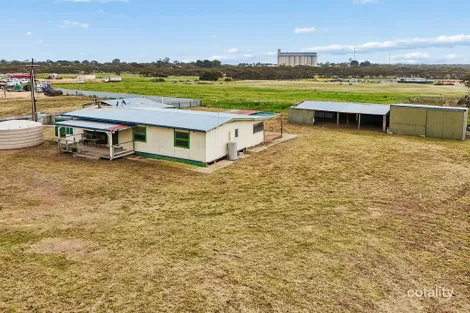 Property photo of 65 Kulkami Road Karoonda SA 5307