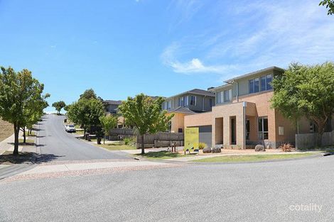 Property photo of 13 Alluvium Way Mount Waverley VIC 3149