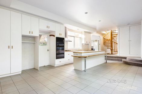 Property photo of 7 Kangaroo Road Murrumbeena VIC 3163