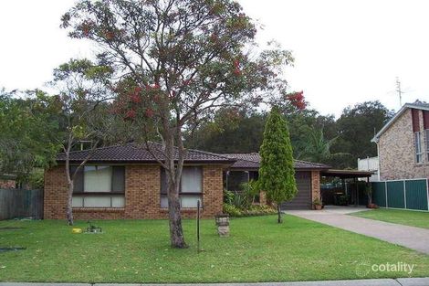 Property photo of 30 Cabbage Tree Palm Crescent Pelican NSW 2281