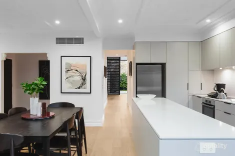 Property photo of 72 Bath Road Glen Iris VIC 3146