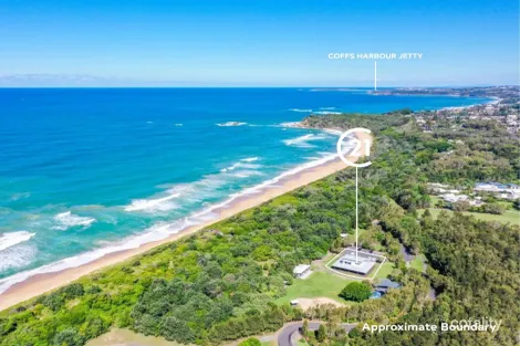 2 Beach Way, Sapphire Beach, NSW 2450