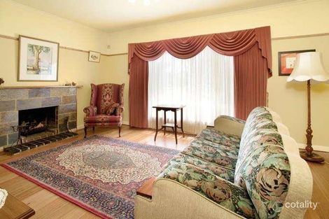 Property photo of 27 Mascoma Street Strathmore VIC 3041