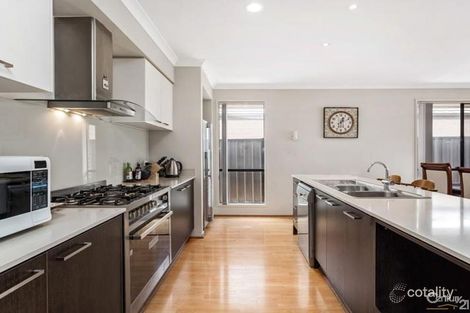 Property photo of 26 Dargy Amble Point Cook VIC 3030