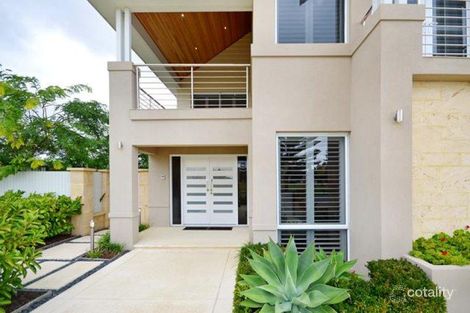 Property photo of 31 Amalfi Drive Hillarys WA 6025