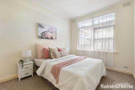 Property photo of 4 Vaucluse Avenue Valley View SA 5093