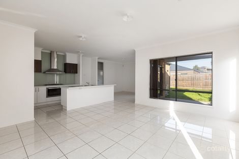 Property photo of 38 Australis Drive Williams Landing VIC 3027