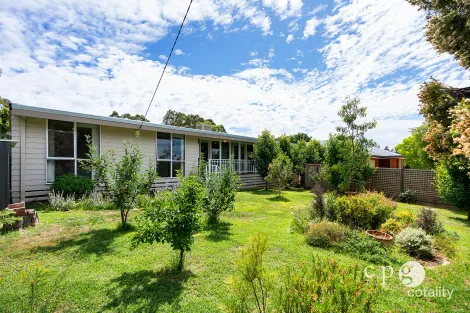 Property photo of 24 Maldon Road McKenzie Hill VIC 3451
