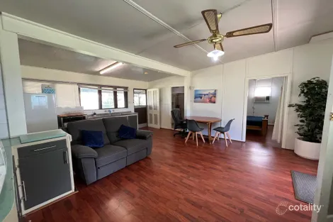 Property photo of 10 Second Street Pine Point SA 5571