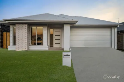 Property photo of 43 Davis Way Walloon QLD 4306