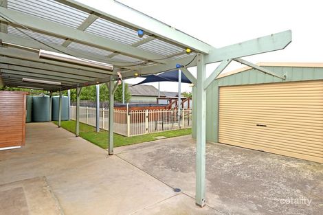 17 Henty Rd, St Leonards, VIC 3223