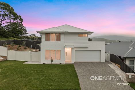 26 Bowral Cres, Tullimbar, NSW 2527